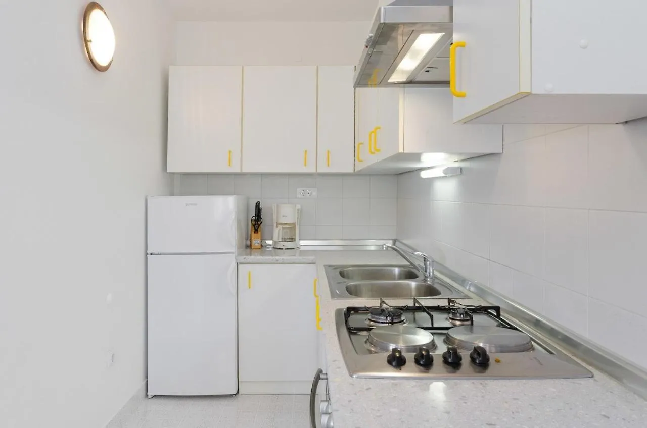 Three-Bedroom Apartment Crikvenica 8 Hırvatistan